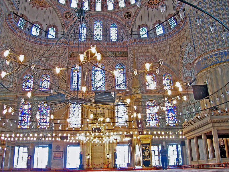 800px-Sultan_Ahmed_Mosque2.jpg
