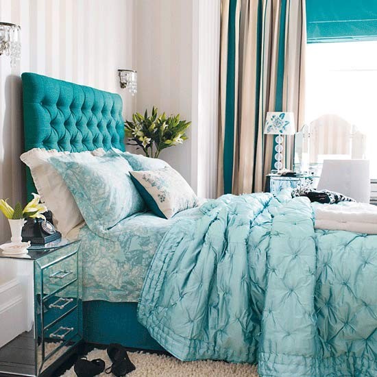 Turquoise_Bedroom_HouseToHome.jpg