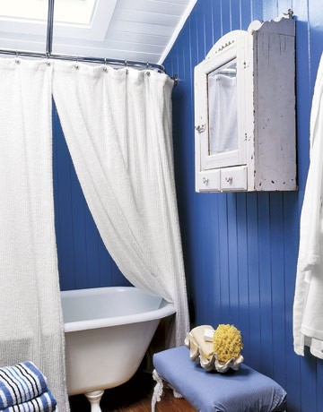blue-bathroom-de.jpg
